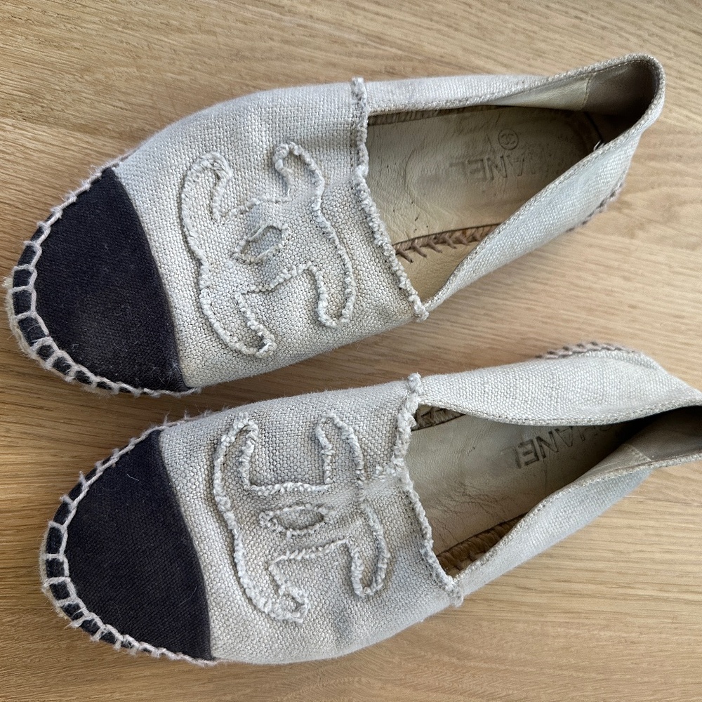 Chanel Black and natural espadrilles